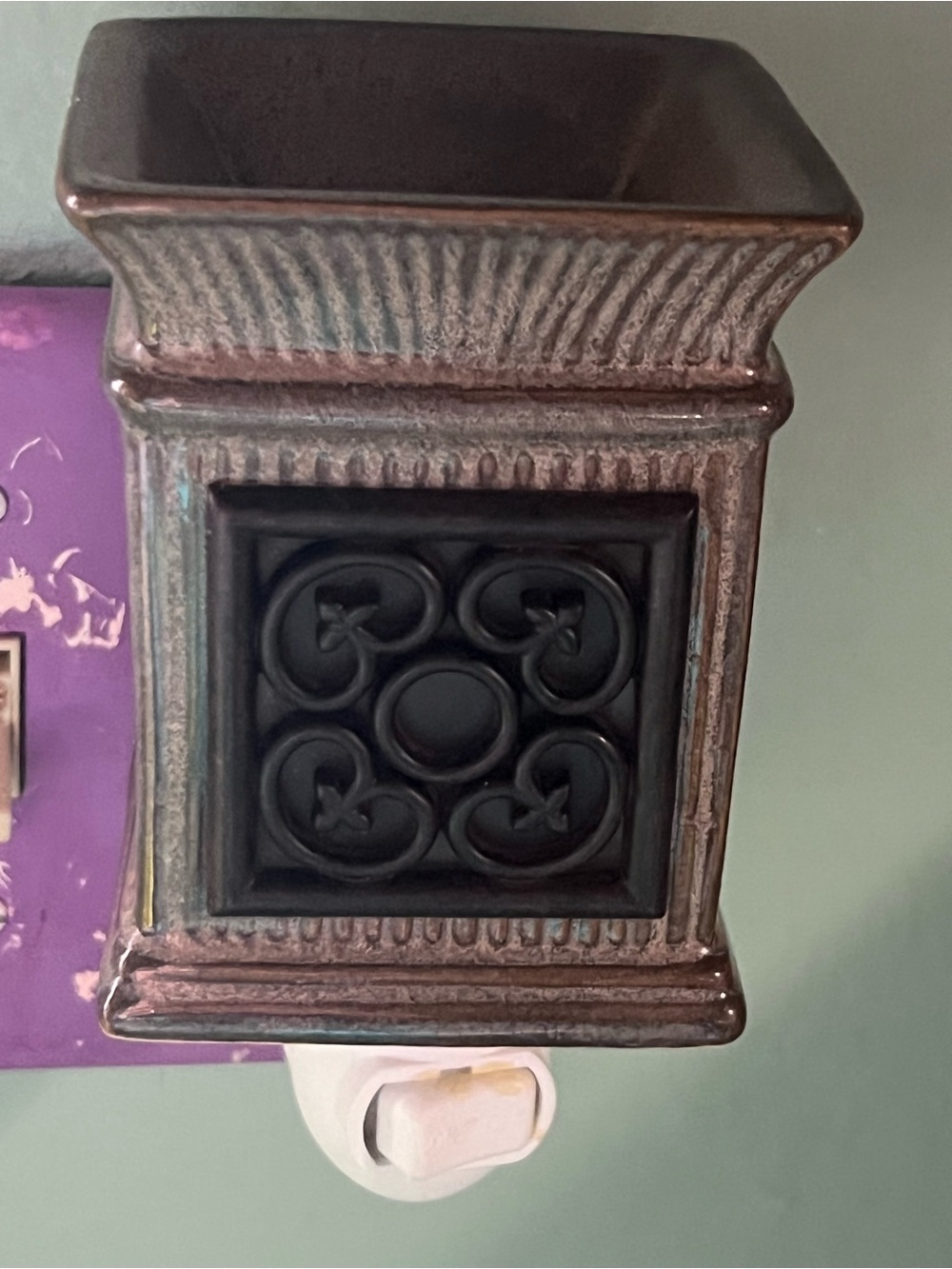 Scentsy Jane Mini Plug-In Wax Melt Warmer Retired
